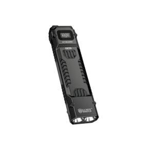 Nitecore EDC29 en vista de tres cuartos con los dos LED frontales y la pantalla OLED
