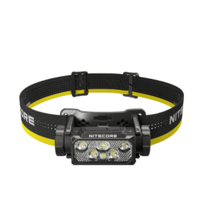 Nitecore HC60 UHE con cinta negra y amarilla, vista frontal de los LED y la lente matricial