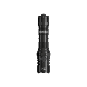 Linterna táctica Nitecore P20i UV en posición vertical con el pulsador trasero