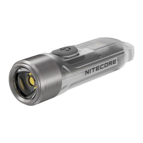 Linterna de llavero Nitecore TIKI con cabezal de acero y cuerpo translúcido con el logotipo NITECORE, vista en diagonal